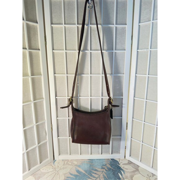 Vintage Coach Leather Crossbody Handbag - Picture 1 of 15
